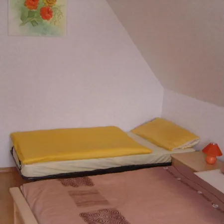 In Domsuehl *